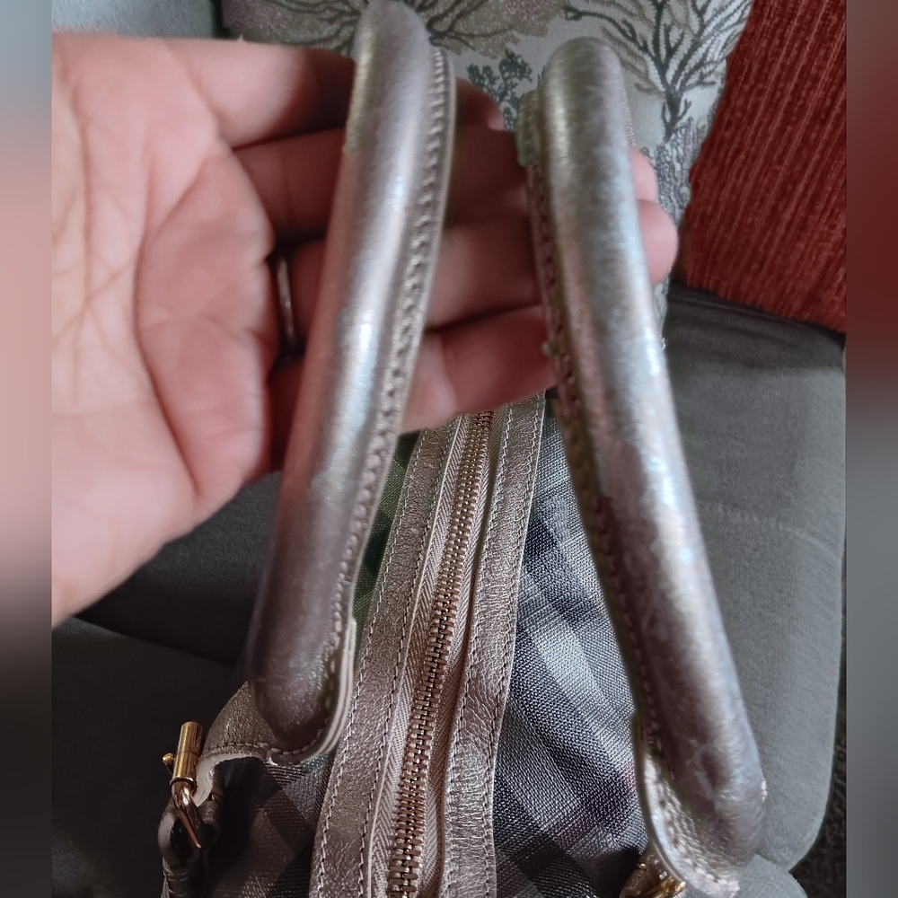 Burberry Metallic Leather Tote Bag - Picture 8 of 13